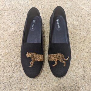 VIVAIA Round-Toe Embroidered Loafers